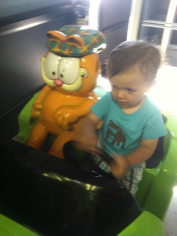 [2012.06.30%2520Toys%2520R%2520Us%2520%25282%2529%255B4%255D.jpg]