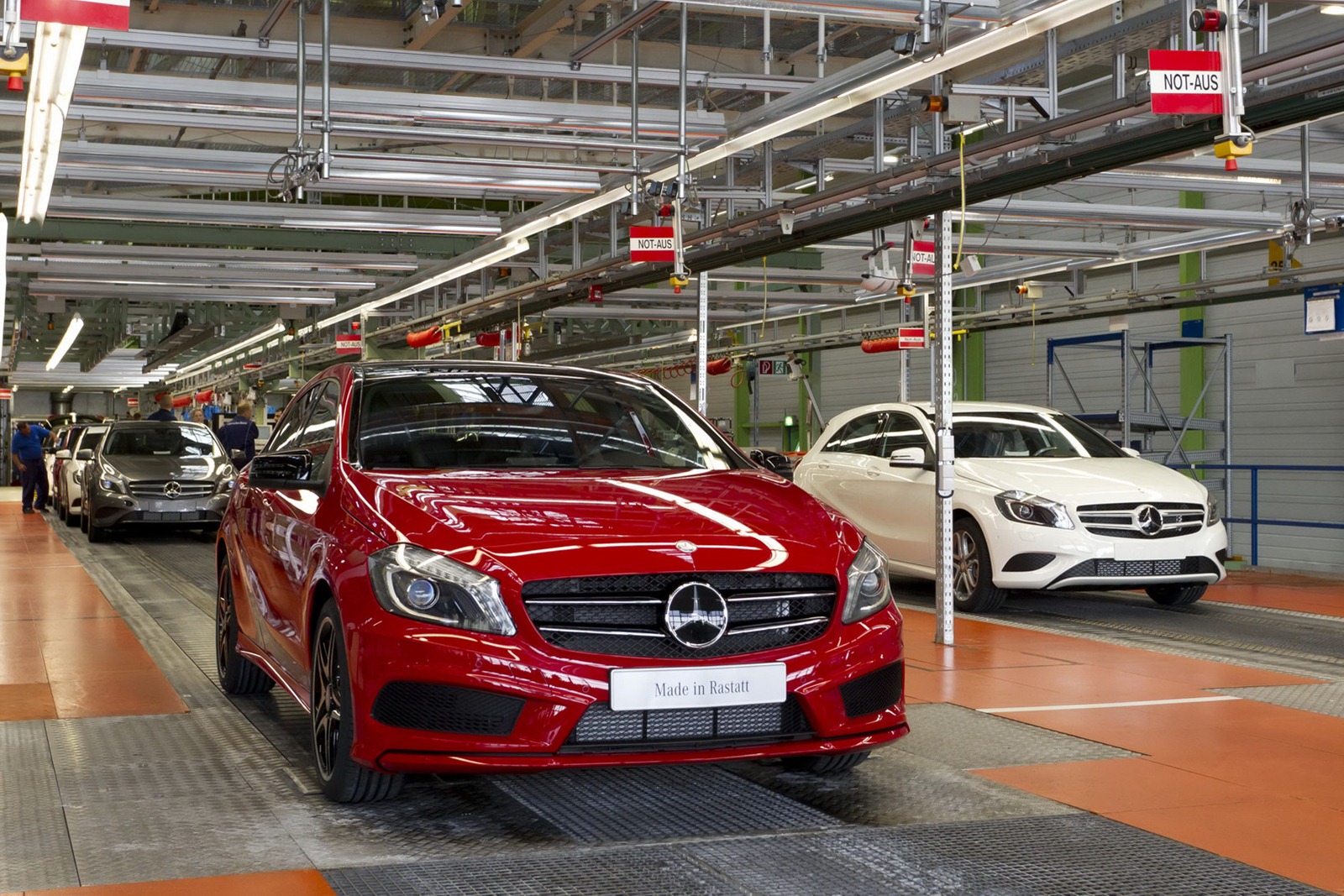 [2013-Mercedes-A-Class-46%255B2%255D.jpg]