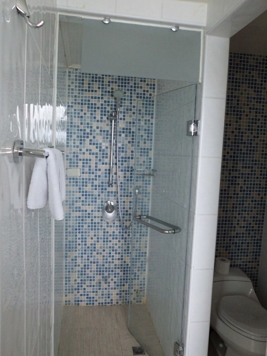 [Spa-Home_206.jpg]