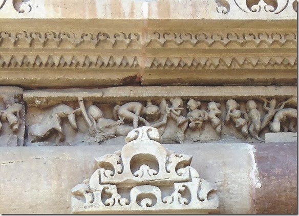 Khajuraho-TemplosCRb_1318x952