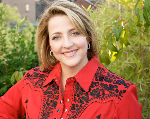 Executive chef, Elizabeth Karmel hosts Executive chef, Elizabeth Karmel hosts