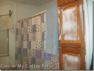 Bathroom - after paint 002 Bathroom - after paint 002
