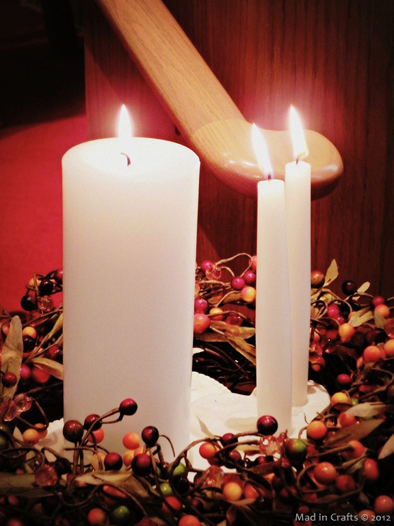 [Unity-Candle-with-Fall-Wreath8.jpg]