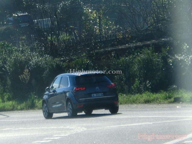 2014-Citroen-C4-Picasso-2 2014-Citroen-C4-Picasso-2