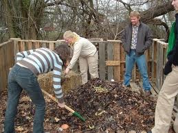 [turning%2520compost%255B2%255D.jpg]