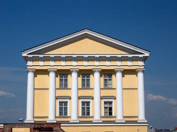 House pediment