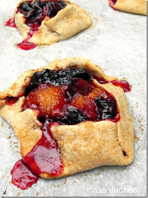 mini-plum-tart-1 mini-plum-tart-1