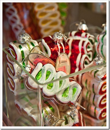 Christmas Ornaments 2011-3582