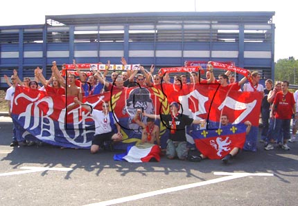 2003-08-16_montpellier-lyon_crew_n_cp.JPG