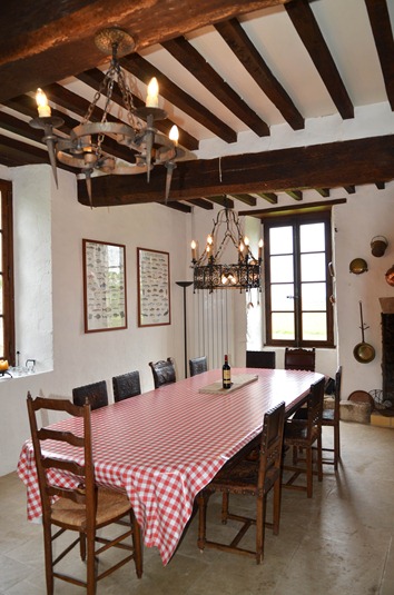 [chateau%2520inside%25203%255B4%255D.jpg]