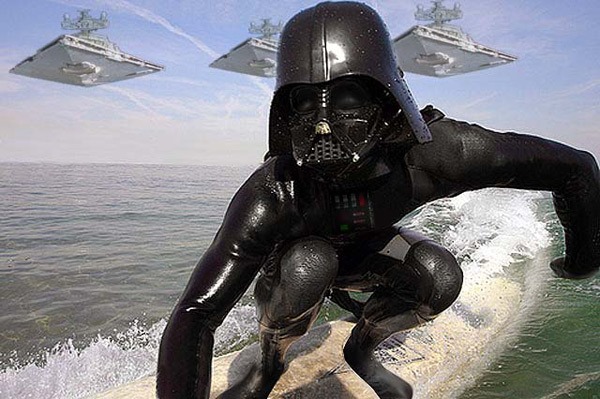 [darth-vader-surfing_02%255B12%255D.jpg]