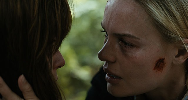 Öt Black Rock fotó, főszerepben Lake Bell és Kate Bosworth 04