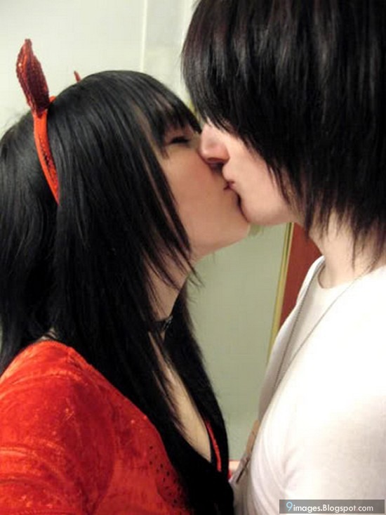 [Emo-couple-kissing-hug-cute-love-adorable-beautiful%255B4%255D.jpg]