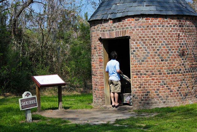 [Smokehouse2%2520%25281%2520of%25201%2529%255B4%255D.jpg]