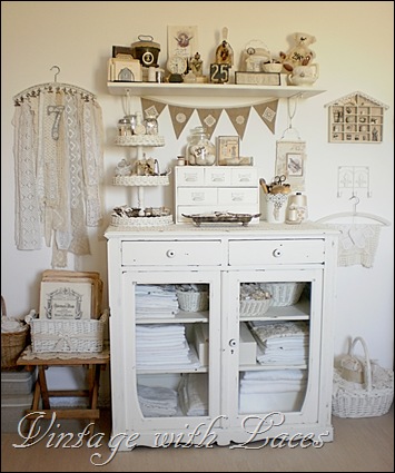 Vintage with Laces - Studio Vintage with Laces - Studio