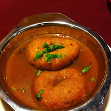 Vadai Curry