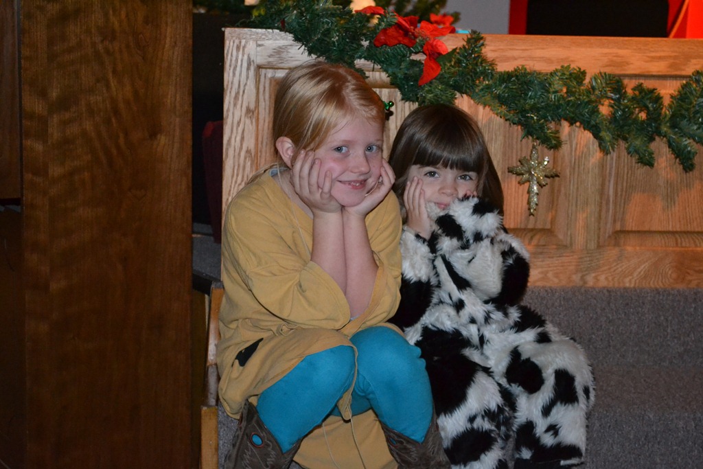 [Christmas%2520Program%2520Dress%2520Practice%2520Dec%252020%2520211%2520091%255B4%255D.jpg]