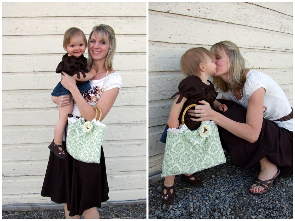 [purse%2520poses%2520and%2520sabra%2527s%2520skirt1%255B4%255D.jpg]