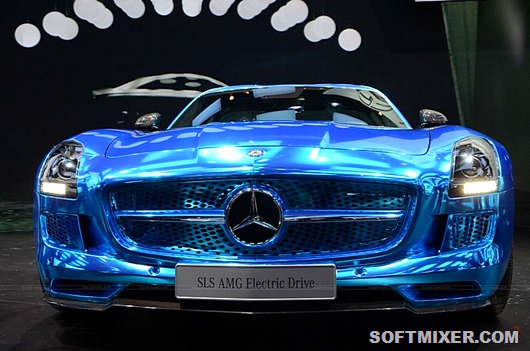 Mercedes-Benz-SLS-AMG-Electric-Drive-00022