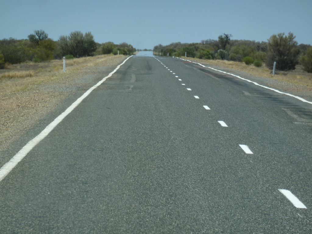 [Australia-Stuart-Highway-14--October%255B7%255D.jpg]