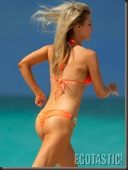 joanna-krupa-super-hot-bikini-body-in-miami-05-675x900