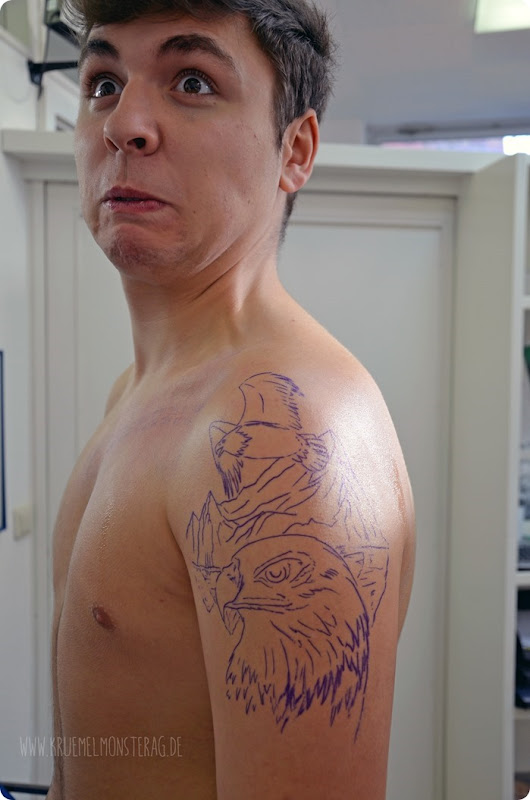 Dennis' Tattoo (01) zum 18. Geburtstag SOAR WITH THE EAGLES