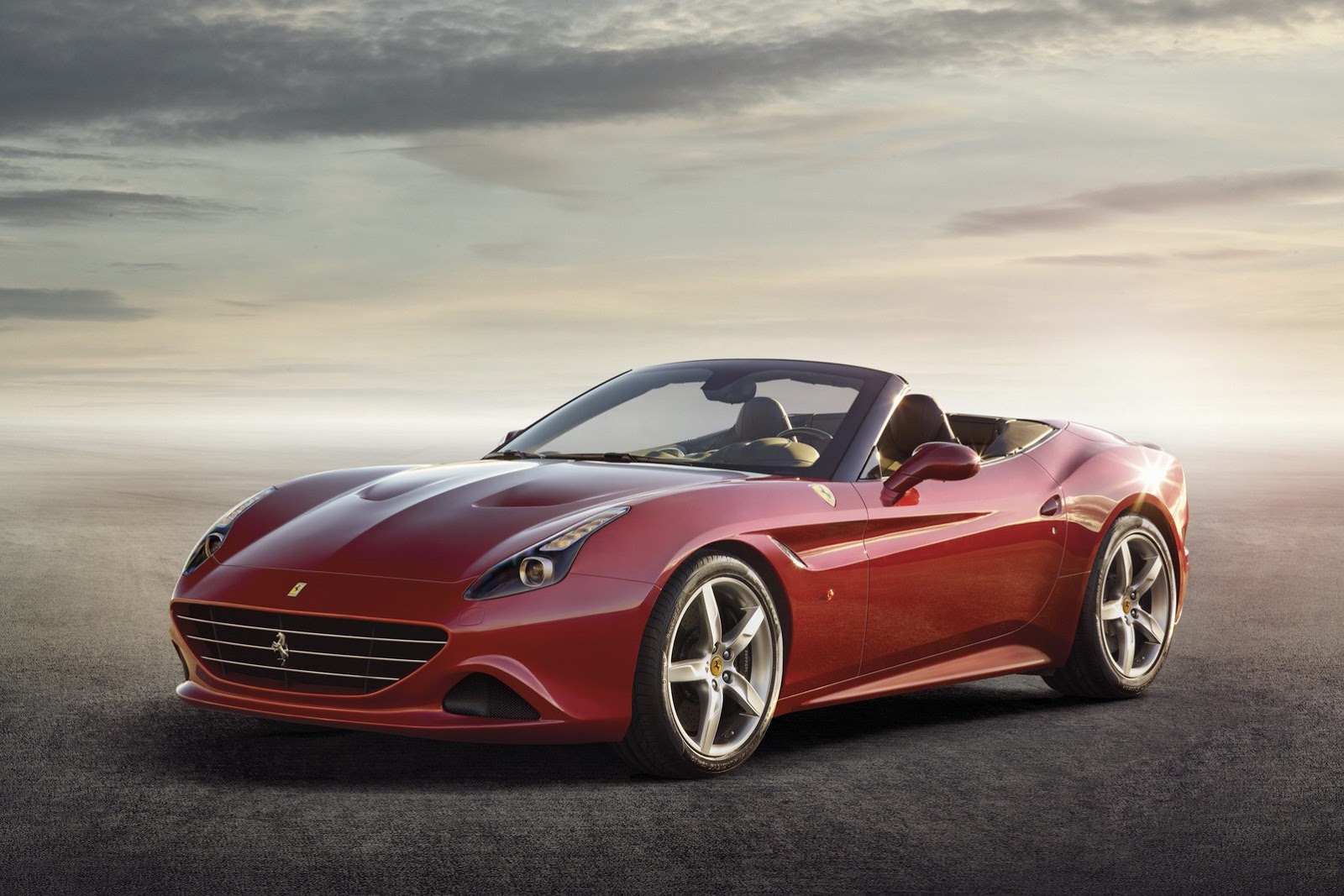 New-Ferrari-California-T-1%25255B2%25255D.jpg
