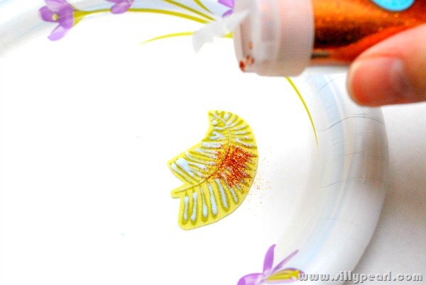 [FeatherBrooch9%255B3%255D.jpg]