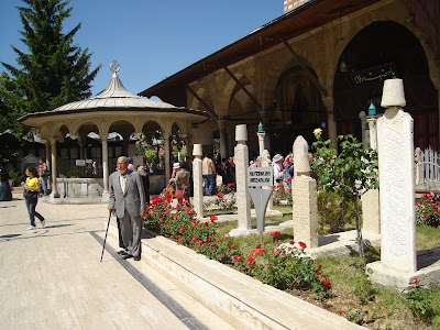 Day 7 : The entrance fo the Mevlana Museum in Konya.