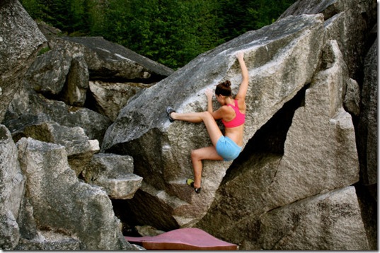 girls-rock-climbing-4