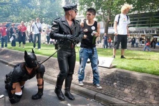 [viral-picdump-pics-5cfe65%255B2%255D.jpg]