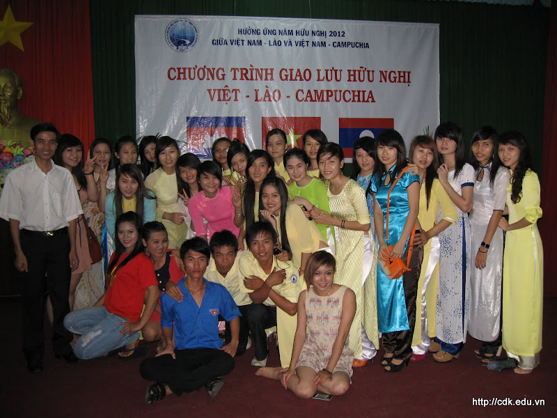  Trường CDK tham gia giao lưu hữu nghị Việt Nam – Lào – Campuchia năm 2012 IMG_0075
