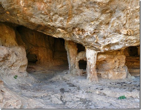 Milatos cave 9