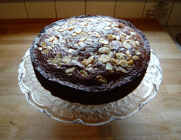 [rhubarbcake13.jpg]