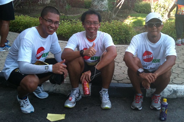 [3%2520runners%255B4%255D.jpg]