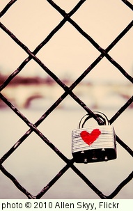 'Parisian Love Lock' photo (c) 2010, Allen Skyy - license: http://creativecommons.org/licenses/by-nd/2.0/