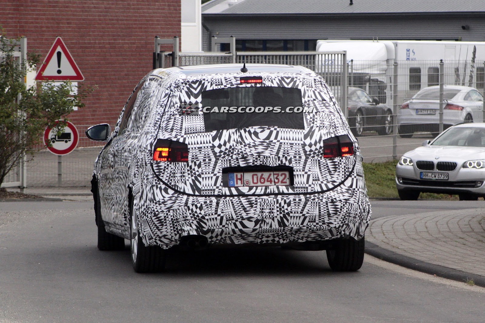 [New-VW-Golf-Plus-Mk7-5%255B3%255D.jpg]