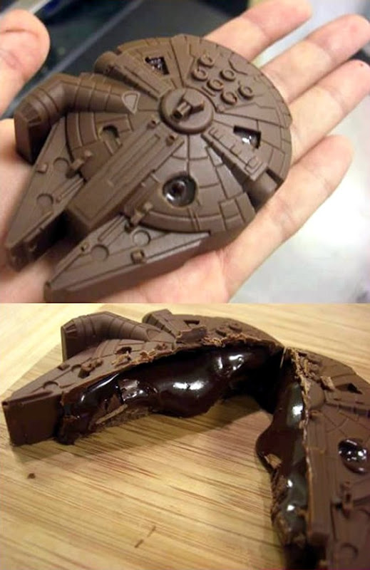 Chocolate-Millenium-Falcon Kotobukiya