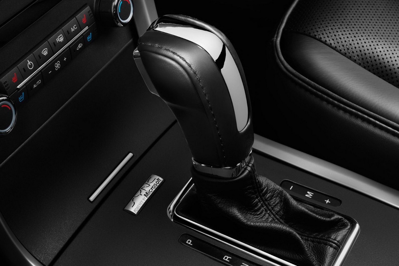 [2012-Lincoln-MKZ-12%255B2%255D.jpg]