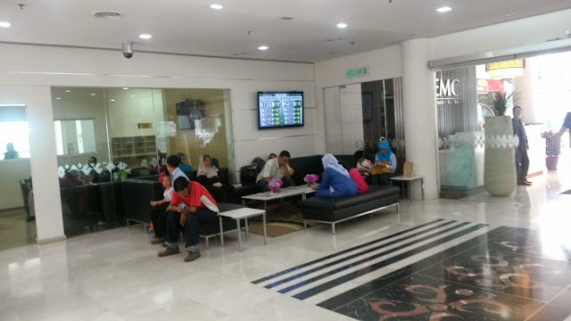 hospital,demc,ramai,orang,isnin,sibuk,penuh