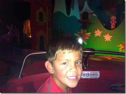 9.12.12-its-a-small-world-gian_thumb_thumb