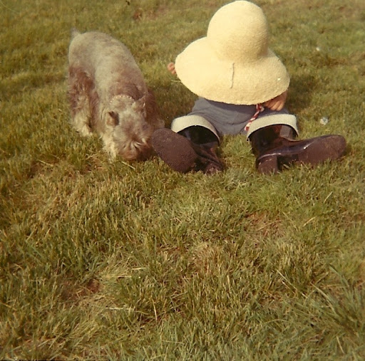 Here's an interesting little factoid: It turns out that Adrienne worked for Martha years ago as a style assistant on her mag! Small world for sure. Here's another early shot of Adrienne revealing her love of critters...and big hats! Here's an interesting little factoid: It turns out that Adrienne worked for Martha years ago as a style assistant on her mag! Small world for sure. Here's another early shot of Adrienne revealing her love of critters...and big hats!