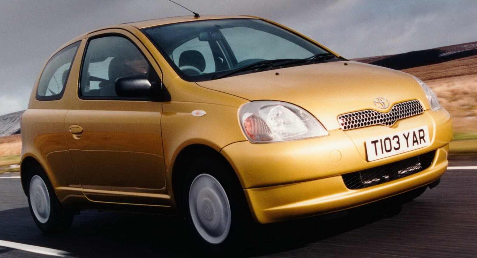 [Toyota-Yaris%255B3%255D.jpg]