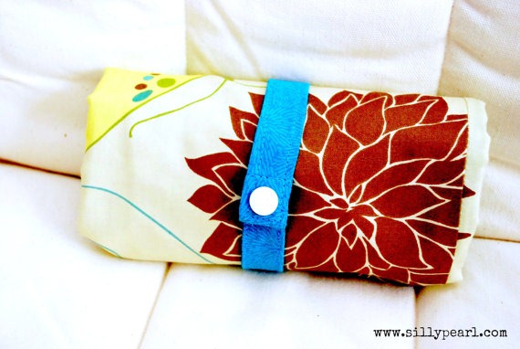 [SillyPearlRollUpBag2%255B6%255D.jpg]