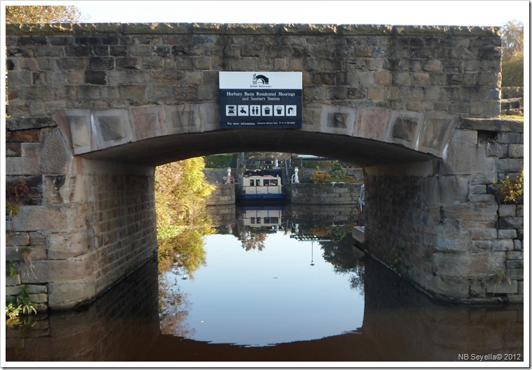 SAM_3736 Horbury Basin SAM_3736 Horbury Basin