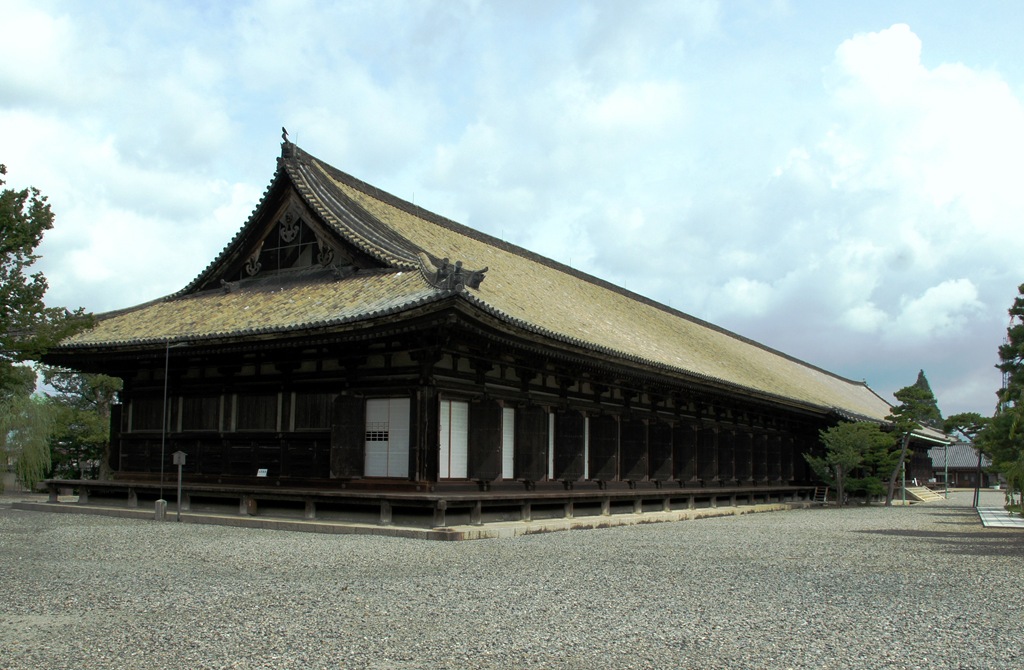 [Gloria-Ishizaka---Sanjusangendo-14.jpg]