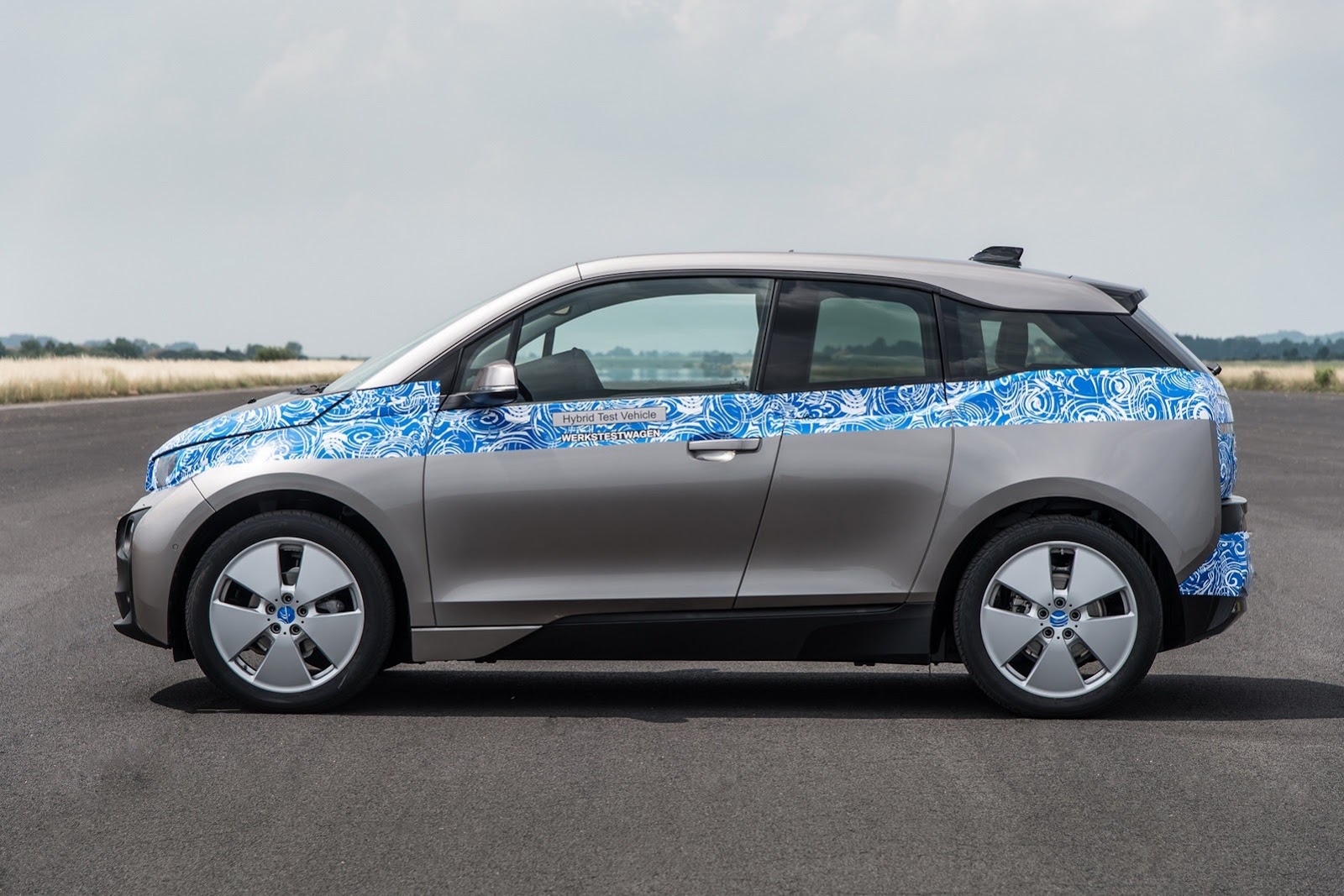 2014-BMW-i3-3%25255B2%25255D.jpg