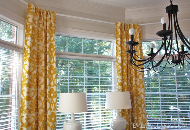 hanging curtains in bay windows