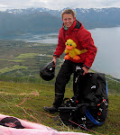 Duck har bursdag i dag, og får fly "tandem" med Marius! Disp innvilga i anledning dagen -hehe