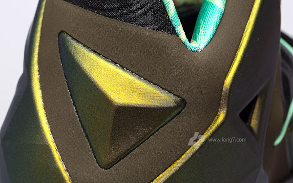 Nike LeBron XI is Coming out on October 12th New pics